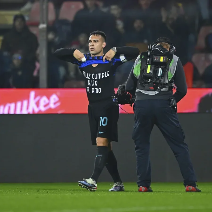 Lautaro Mart&iacute;nez, nuevamente lesionado.