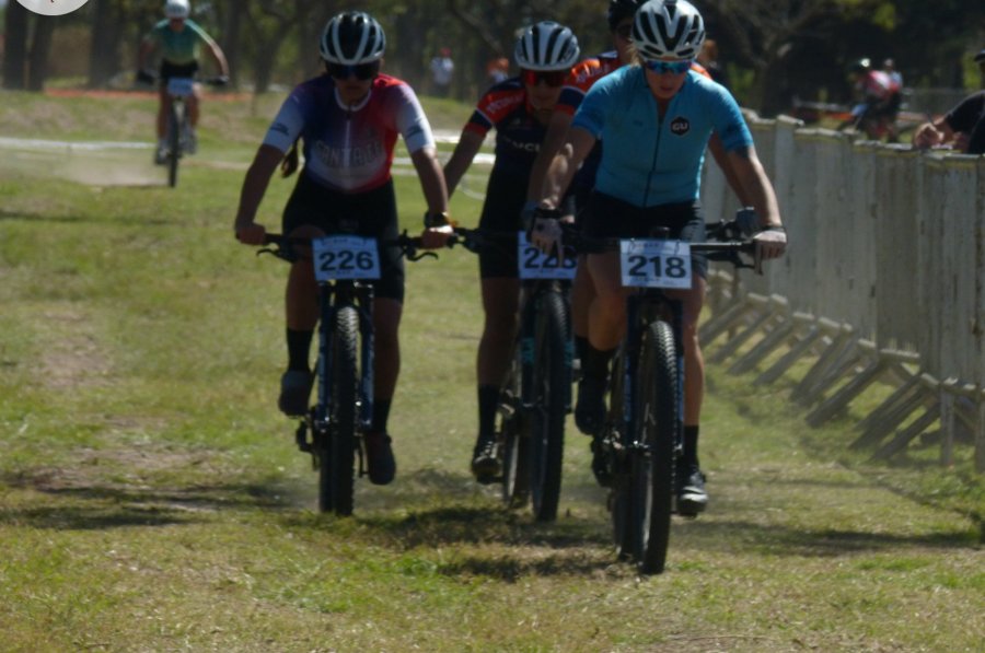 PROGRAMACION. El Rural corre este domingo desde las 11.