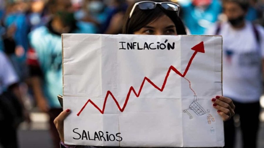 SALARIOS INSUFICIENTES. El economista Rodolfo Santangelo pidi&oacute; acelerar los tiempos econ&oacute;micos para evitar el &ldquo;s&iacute;ndrome del tercer a&ntilde;o&rdquo;.