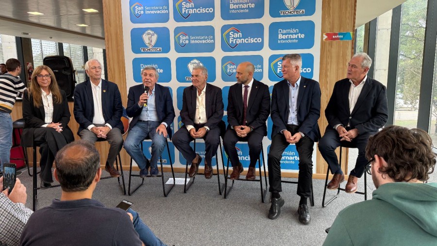 El encuentro tuvo como eje central la defensa del biodi&eacute;sel.