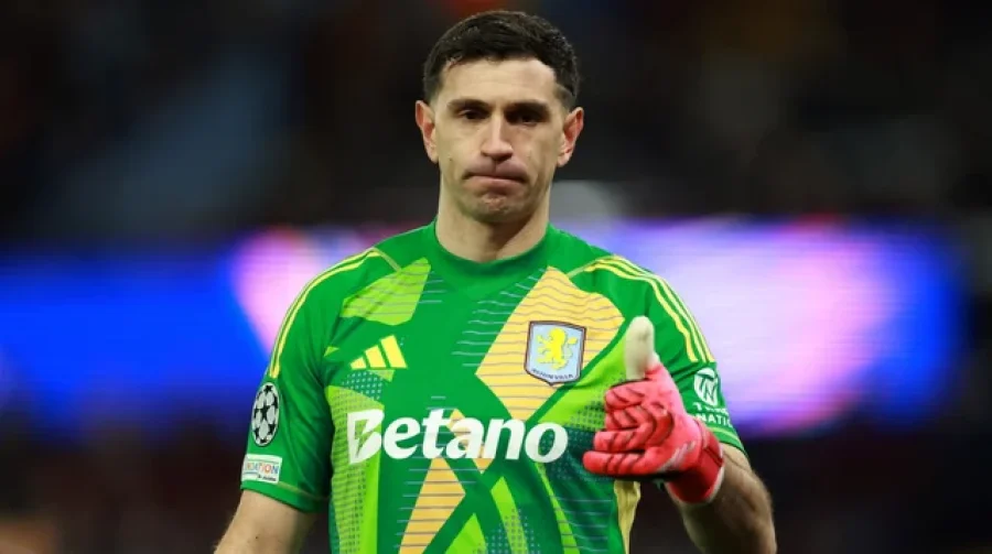 El Aston Villa del &ldquo;Dibu&rdquo; Mart&iacute;nez no se quiere alejar de la pelea por el t&iacute;tulo en la Premier League.