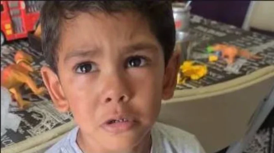 &Aacute;ngel ten&iacute;a 4 a&ntilde;os.