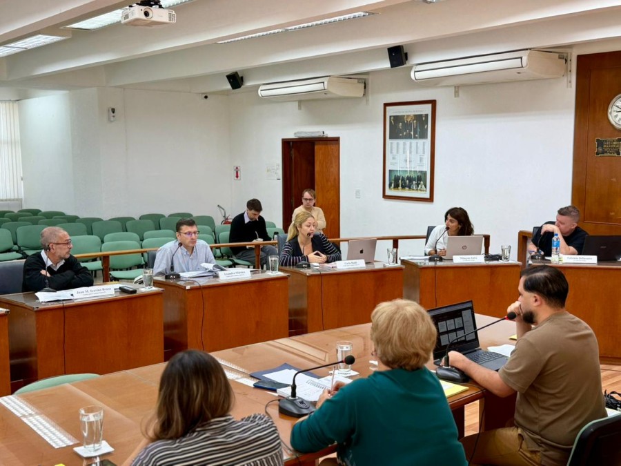 La reuni&oacute;n de comisiones del Concejo se prolong&oacute; durante cuatro horas este lunes, con nueve proyectos para la sesi&oacute;n del jueves.