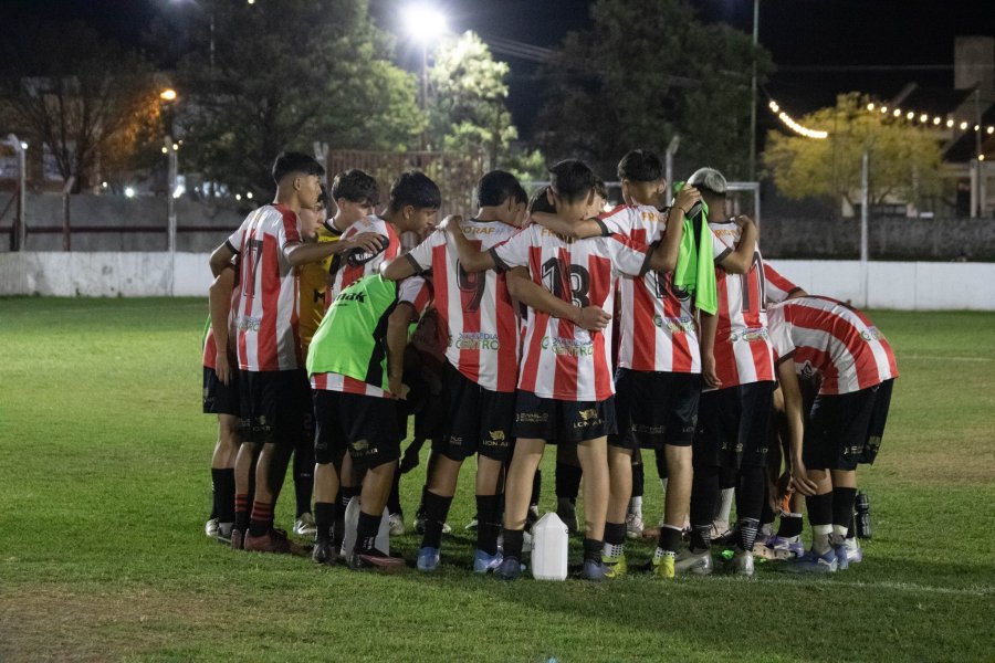 LISTOS. Los juveniles julienses enfrentarán a Patronato en la primera fecha.