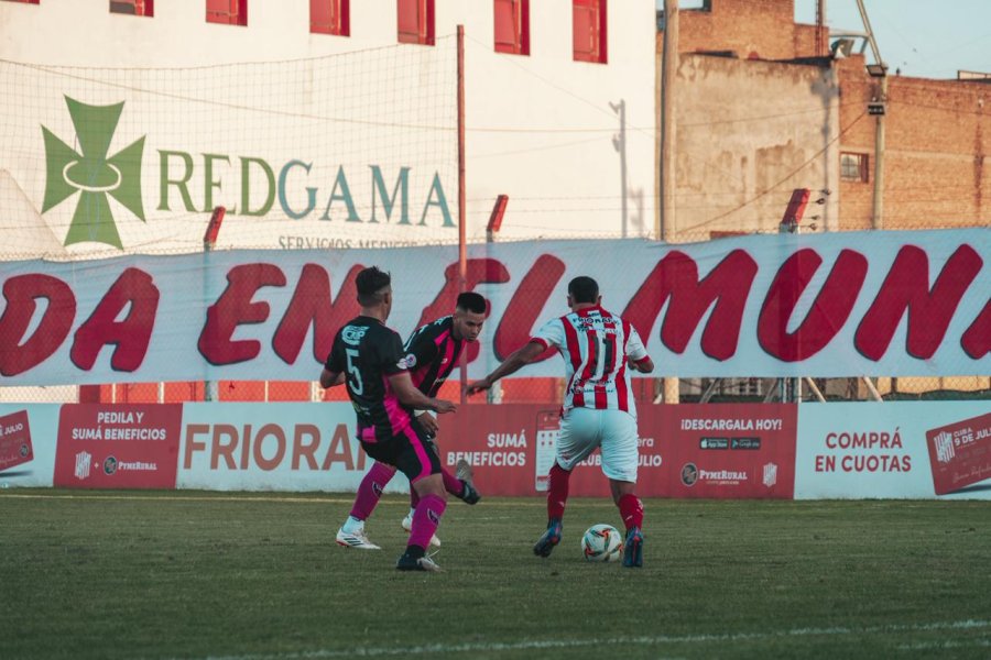 TENDENCIA. Escobar venia de ser goleado por 9 de Julio y ahora perdi&oacute; otra vez.