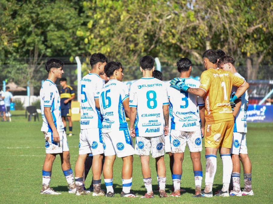 NUEVAMENTE LOCAL. La Reserva de la Crema recibe a Sarmiento.
