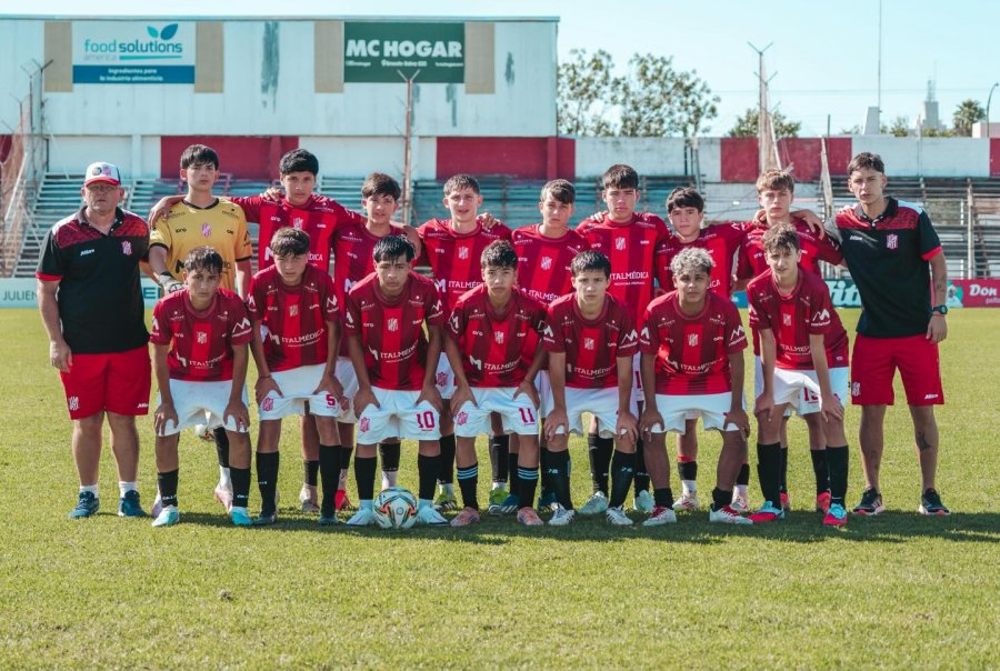 TENIENDO ROCE. Tras el debut ante Patronato, ahora llega la segunda fecha.