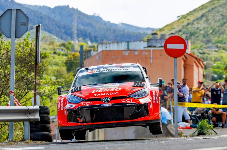 S&eacute;bastien Ogier encabez&oacute; el dominio absoluto de Toyota.