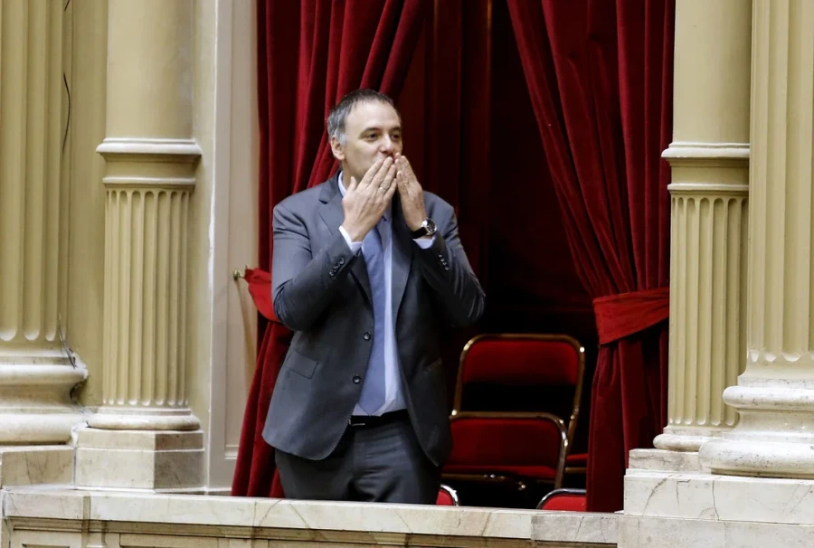 El jefe de Gabinete, Manuel Adorni, en el Congreso de la Naci&oacute;n.