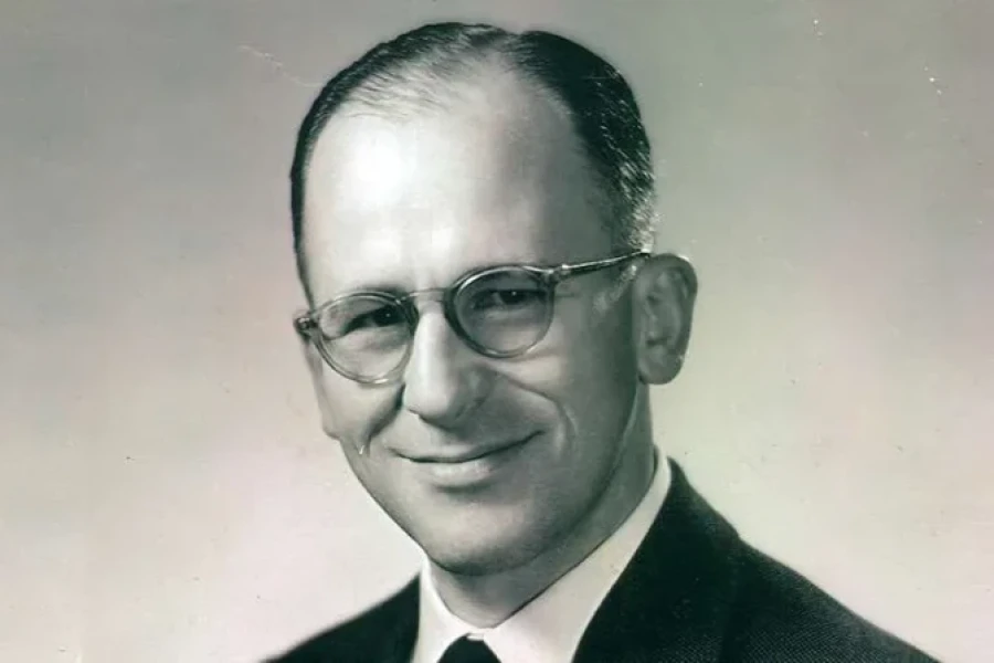 Enrique Shaw.