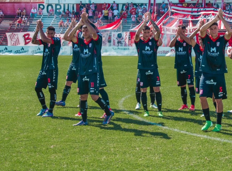 A PENSAR EN EL PROXIMO. Fue dif&iacute;cil jugar para el Le&oacute;n.