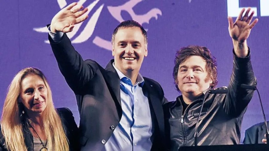 AGENDA SEMANAL. El presidente Javier Milei junto al jefe de Gabinete, Manuel Adorni.