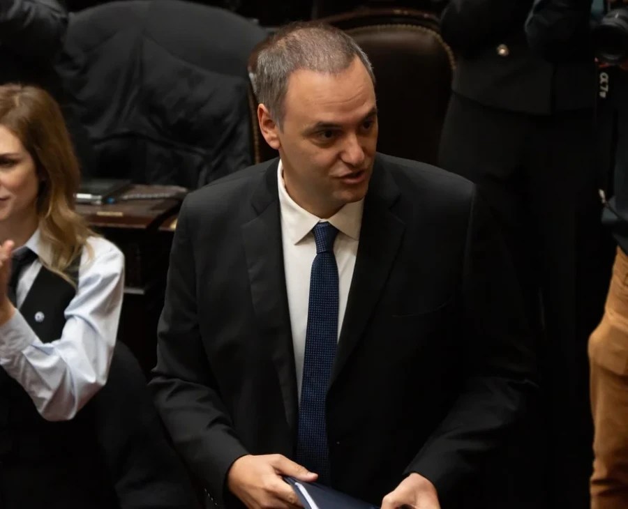 El jefe de Gabinete, Manuel Adorni.