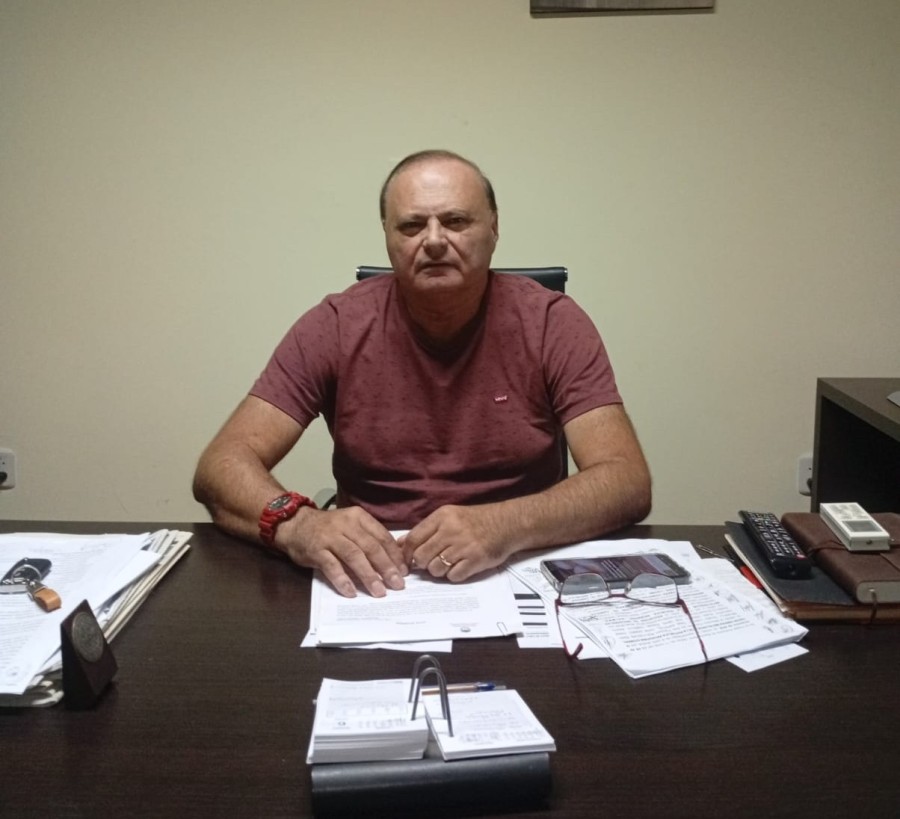 ROBERTO OESQUER. El titular de la CGT manifest&oacute; su preocupaci&oacute;n por la crisis econ&oacute;mica y el impacto en el empleo.