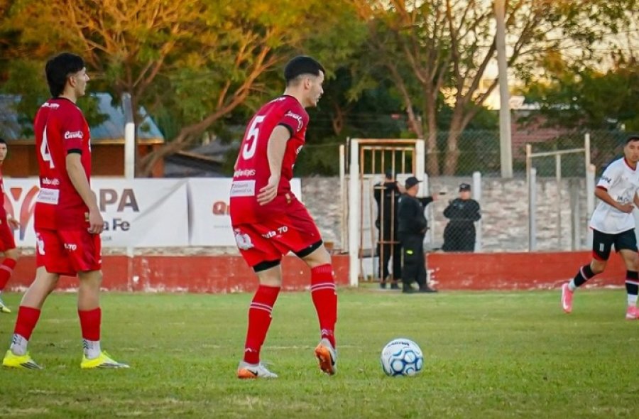 IGUALDAD. El 0 a 0 deja la serie abierta.