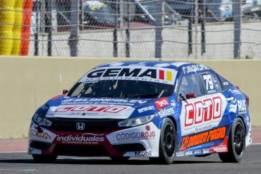 Facundo Chapur gan&oacute; en San Juan y lidera el campeonato de la Clase 3.
