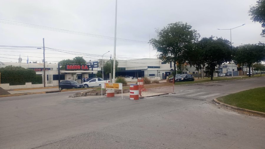 MEJORAS. Una de las intervenciones se realiz&oacute; en dos baches localizados en la intersecci&oacute;n de Padre Francisco Palmieri y avenida Luis Fanti.
