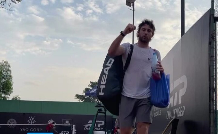 SOLIDO. El tenista rafaelino est&aacute; entre los cuatro mejores del torneo africano.