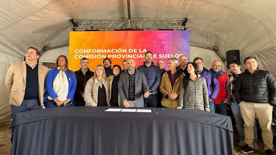 TERRITORIO 5.0. Con la presentaci&oacute;n de su plataforma digital y la conformaci&oacute;n de la comisi&oacute;n, Santa Fe refuerza la articulaci&oacute;n entre el Estado, sector productivo y sistema cient&iacute;fico-tecnol&oacute;gico.