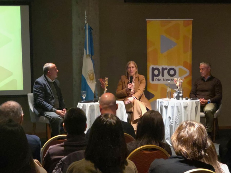Scaglia durante el encuentro del PRO en Bariloche.