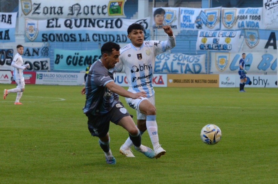LA CREMA SE QUED&Oacute; CON EL TRIUNFO ANTE GIMNASIA Y TIRO