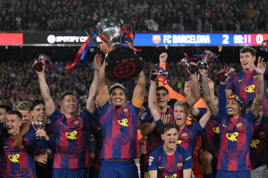 Barcelona le dio el golpe de nocaut a Real Madrid y se consagr&oacute; bicampe&oacute;n de La Liga