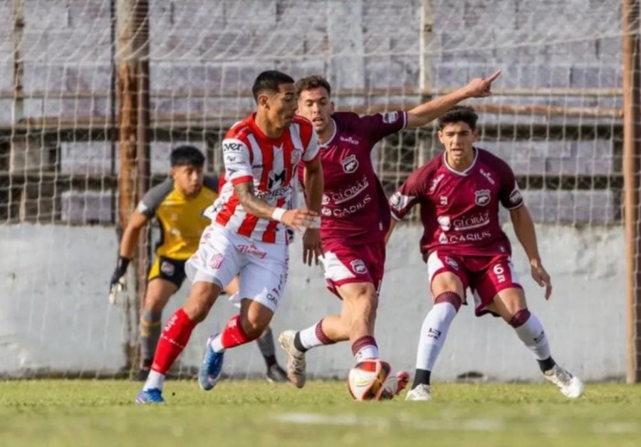 EL 9 SE TRAJO UN PUNTO DE SU VISITA A DEFENSORES DE VILLA RAMALLO