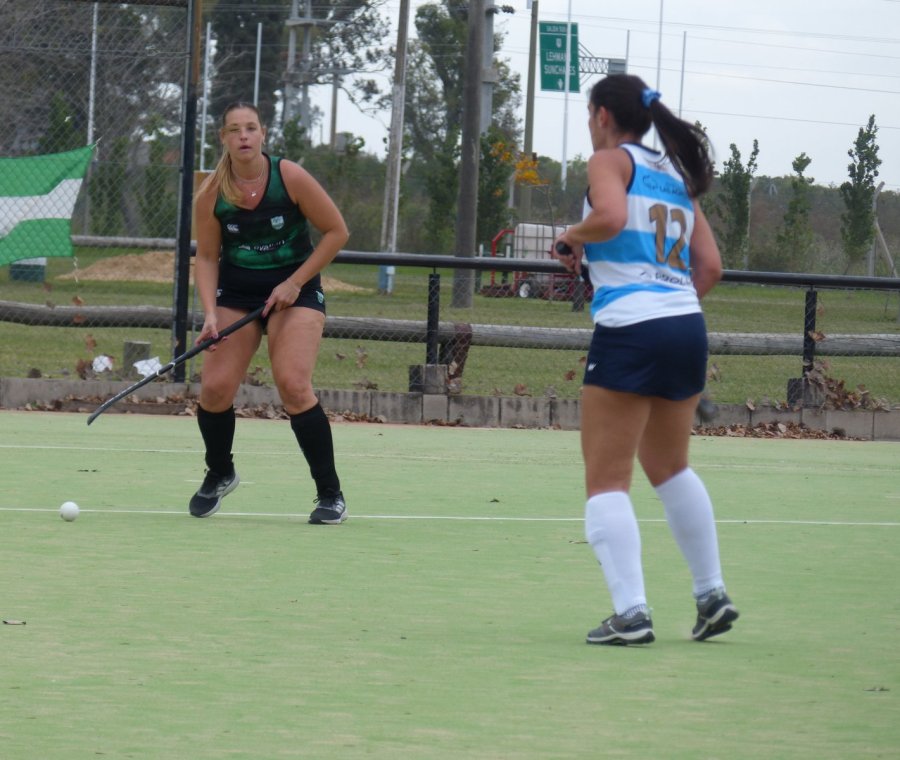 BUEN TRIUNFO. El equipo Verde se qued&oacute; con los tres puntos.