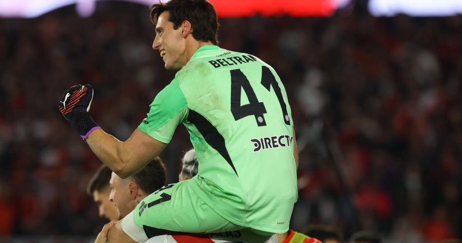 BELTRAN. El arquero de River.