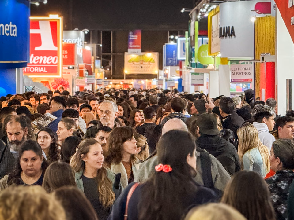 M&aacute;s de 1.340.000 visitantes pasaron por la Feria del Libro 2026.