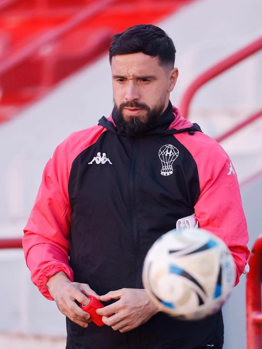 FIGURA. Hern&aacute;n Galindez se ataj&oacute; todo ante Boca.