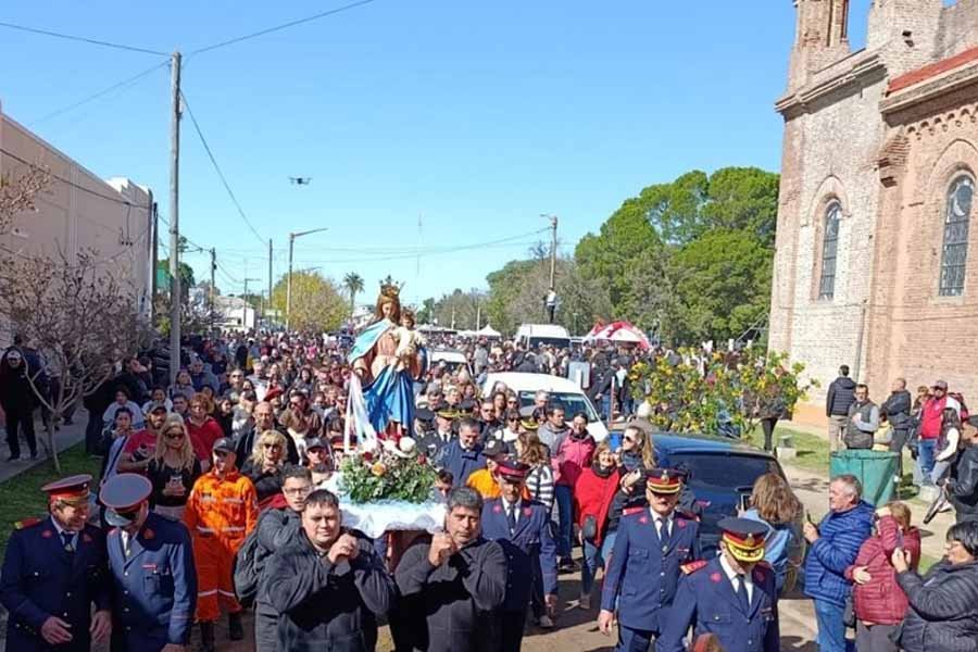 Procesi&oacute;n al Parque Don Bosco.