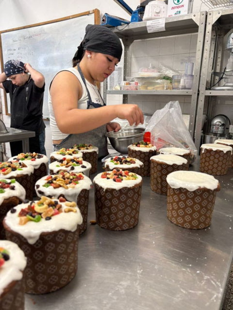 La gastronomía es uno de los oficios en que se ofrece capacitación.