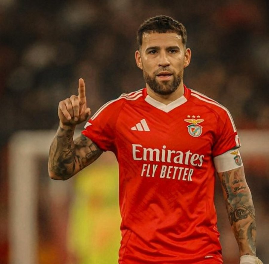 Nicol&aacute;s Otamendi.