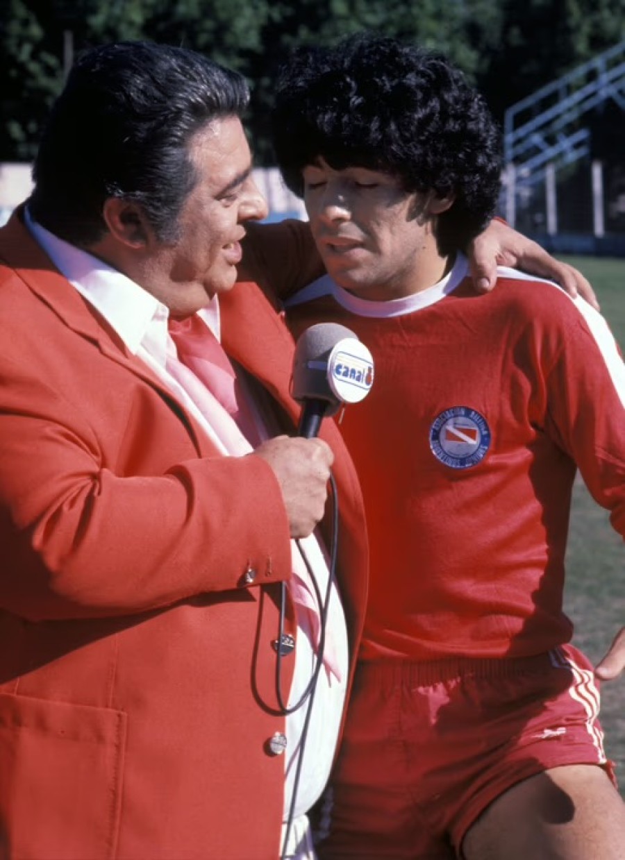 Archivo de Diego Maradona junto a Jorge Porcel.