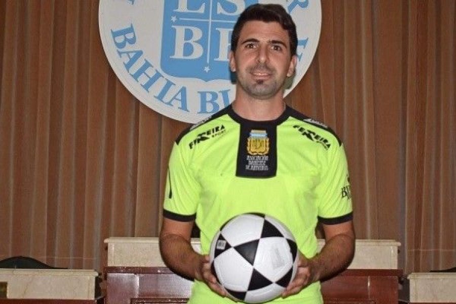 DESIGNADO. El &aacute;rbitro bahiense que arbitrar&aacute; Atl&eacute;tico-Ferrocarril Midland.