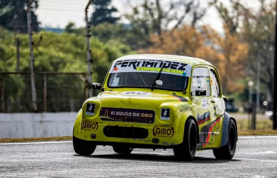 Horacio Fern&aacute;ndez venci&oacute; en la final de titulares del Fiat 600 TZ.