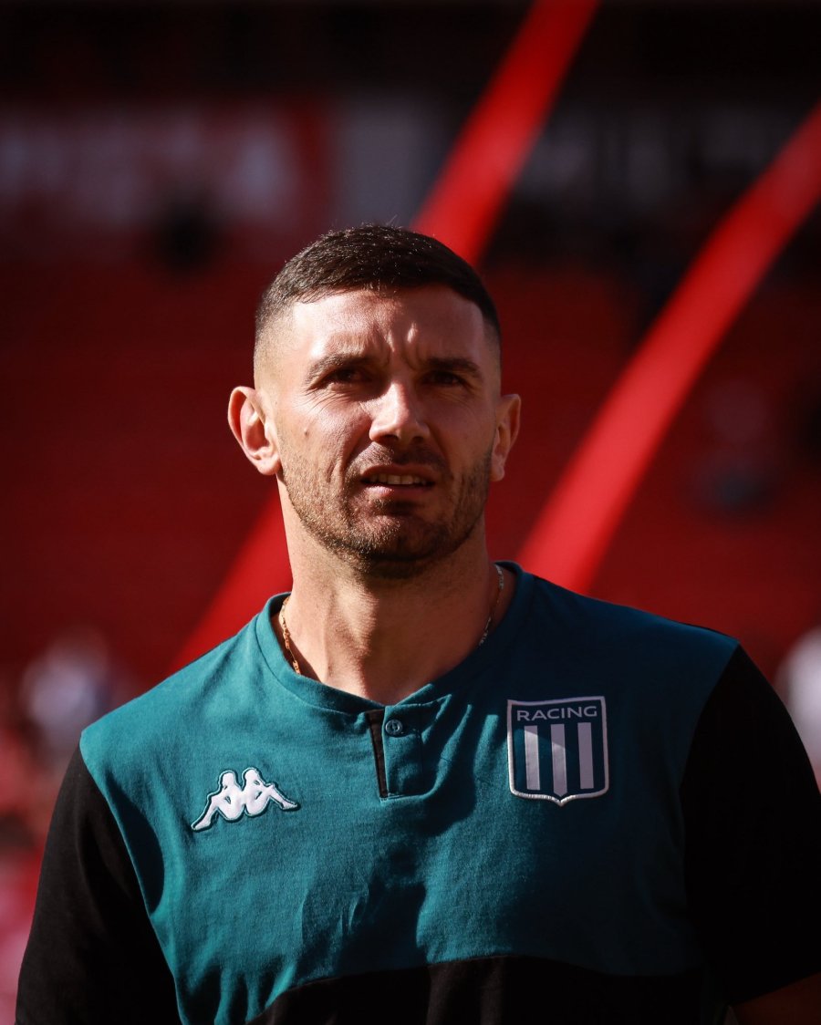 CRISIS. Maravilla Martinez, un goleador que no escap&oacute; el flojo presente de la Academia.