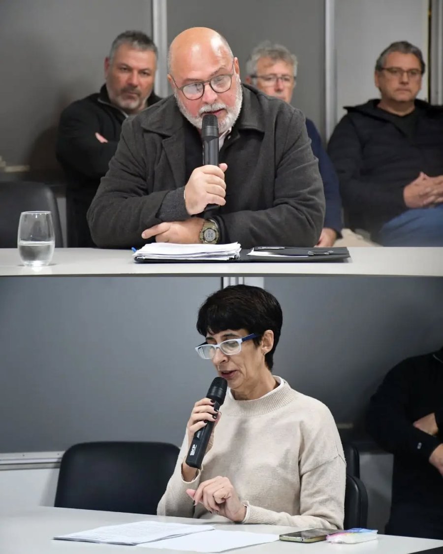 Fabi&aacute;n Bongiovanni y Andrea Ochat durante la exposici&oacute;n.