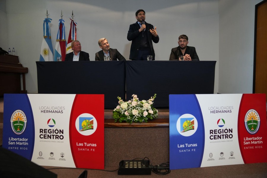 Acuerdo de Hermanamiento entre la Municipalidad de Libertador San Mart&iacute;n y la comuna santafesina de Las Tunas.
