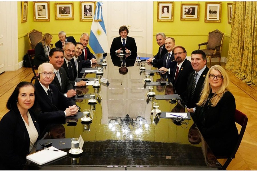 FUERTE GUI&Ntilde;O A ESTADOS UNIDOS. Milei recibi&oacute; a legisladores de Trump en plena pelea por las patentes.