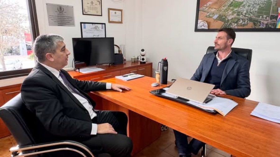 Carlos Vottero y Gonzalo Aira durante el encuentro.