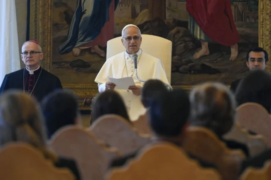El Papa Le&oacute;n pronunciando su discurso esta  ma&ntilde;ana .