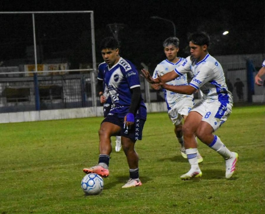 EL L&Iacute;DER, BEN HUR, ABRE LA FECHA EN SU CASA ANTE PE&Ntilde;AROL
