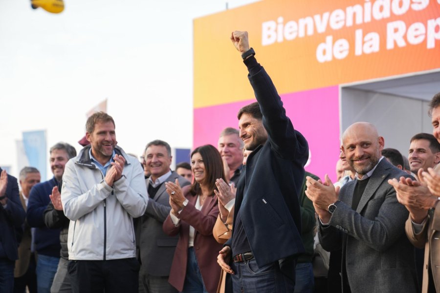 EN LA MUESTRA AGROINDUSTRIAL. "Gobernar es generar trabajo y Santa Fe entendi&oacute; que ten&iacute;a que bajar el costo del Estado para invertir y acompa&ntilde;ar a las pymes y el campo", destac&oacute; Pullaro.