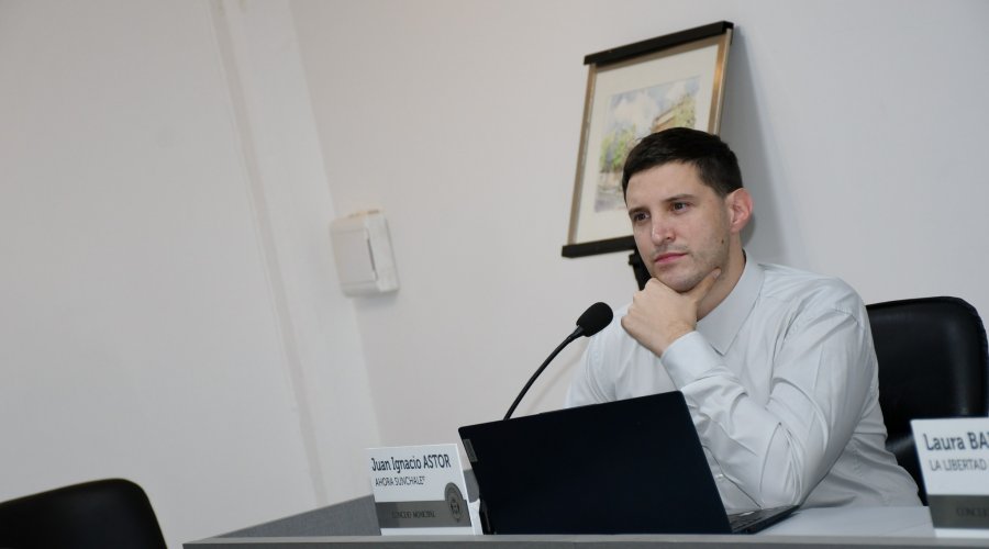 Juan Ignacio Astor en su banca.