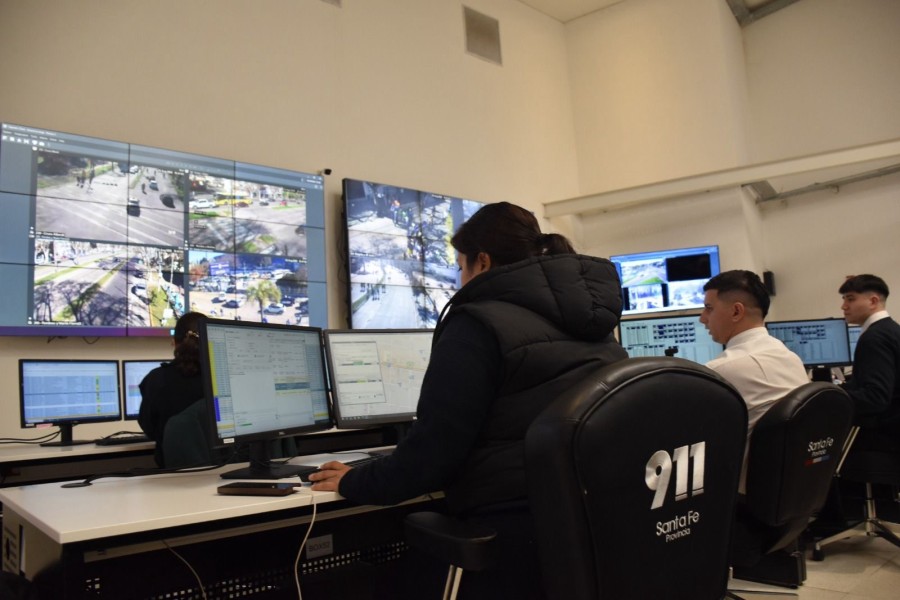 La gesti&oacute;n de Pullaro apunt&oacute; reducir las falsas alarmas que saturaban el sistema 911.