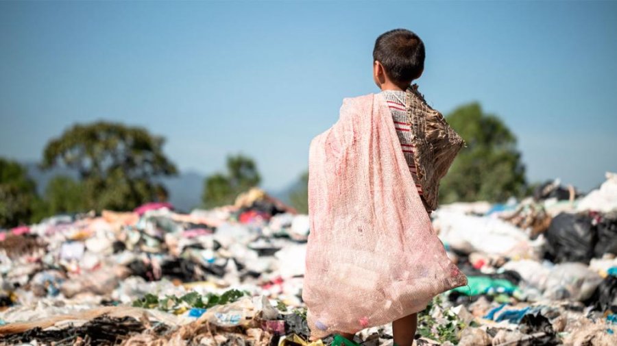 REDUCCION FUERTE. Seg&uacute;n el organismo, la pobreza infantil cay&oacute; al 42,3% en 2025 y alcanz&oacute; su nivel m&aacute;s bajo desde 2018.