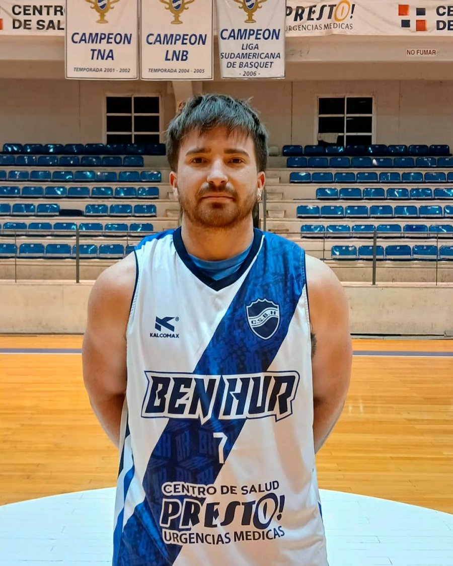 BASE. Porchietto viene de jugar en Atl&eacute;tico Mar&iacute;a Juana.