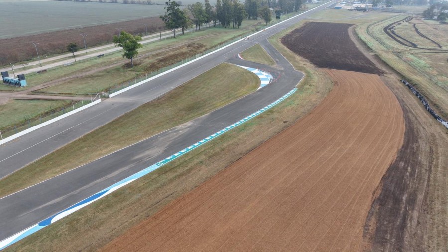 Las obras para recibir nuevamente al Turismo Carretera contemplaron una de las chicanas. (FOTO PRENSA AR)